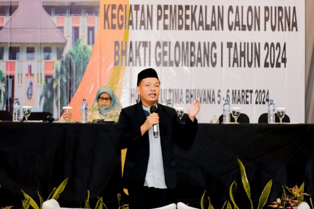 KONSULTAN PENDIDIKAN ISLAM Dr. AWALUDDIN FAJ, M.Pdi